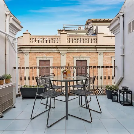 아파트 Penthouse In Historic Center By Costarentals - Mal01
