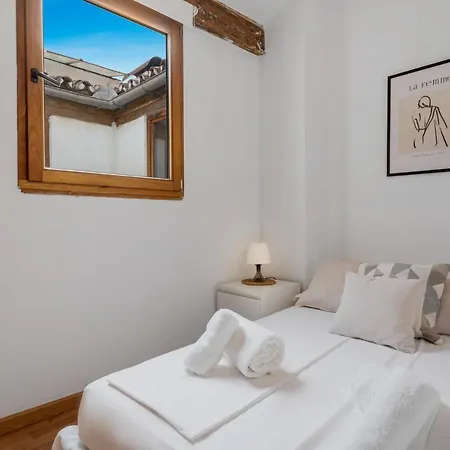 Appartement Penthouse In Historic Center By Costarentals - Mal01